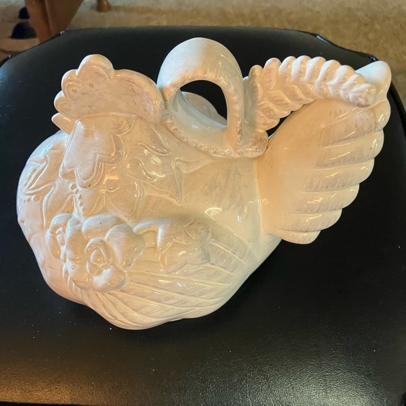 A BLUE SKY CHICKEN COVERED CASSEROLE DISH NEST PORCELAIN WHITE.9 x 9 BUY NOW - Picture 11 of 16